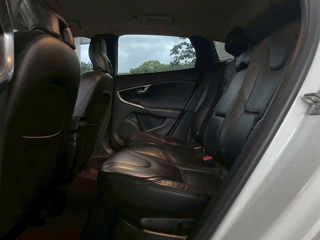 VOLVO富豪 V40  第9張相片