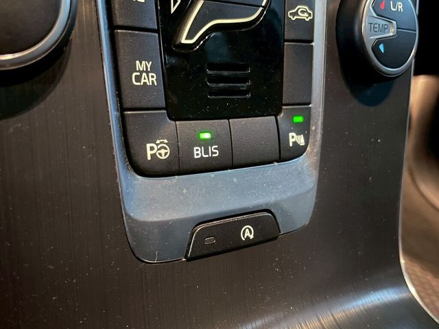 VOLVO富豪 V40  第12張相片