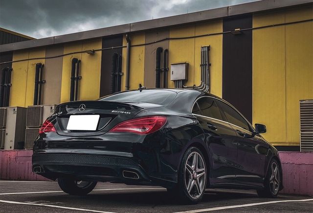 M-BENZ賓士 CLA250  第2張相片