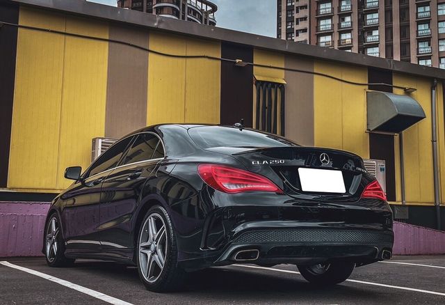 M-BENZ賓士 CLA250  第4張相片