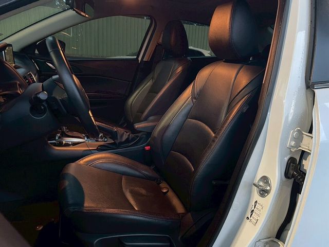 MAZDA馬自達 MAZDA 3  第7張相片