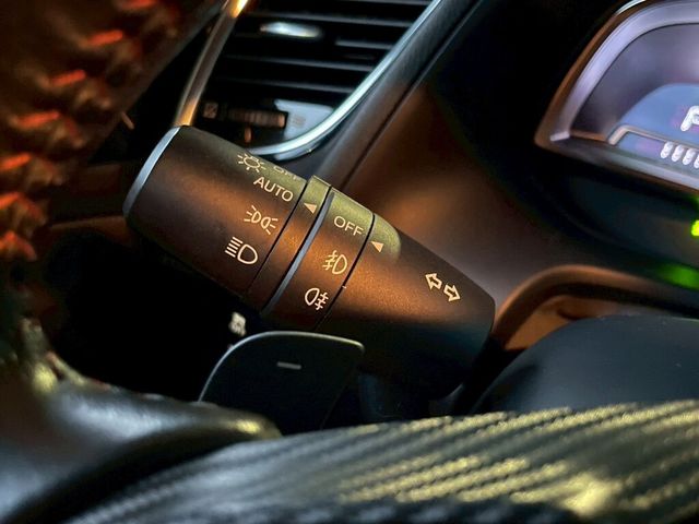 MAZDA馬自達 MAZDA 3  第16張相片