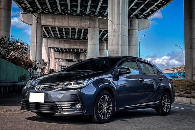 TOYOTA豐田 ALTIS  第5張相片