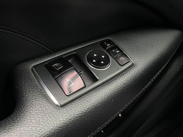 M-BENZ賓士 C250 COUPE  第17張相片