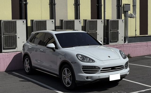 PORSCHE保時捷 CAYENNE  第3張相片