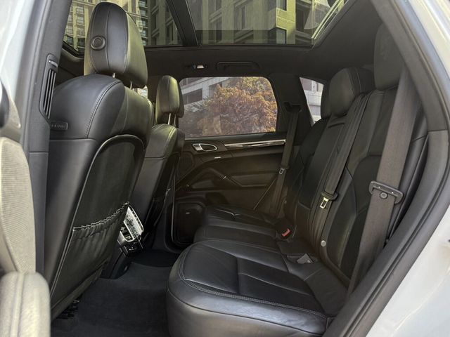 PORSCHE保時捷 CAYENNE  第9張相片