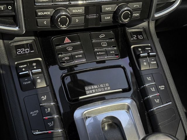 PORSCHE保時捷 CAYENNE  第12張相片