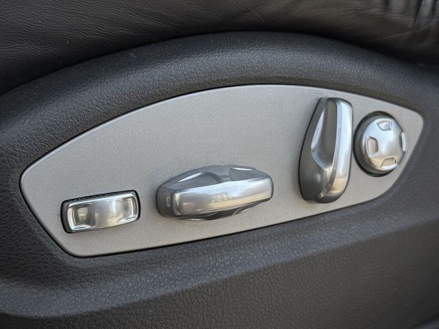 PORSCHE保時捷 CAYENNE  第16張相片