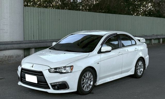 MITSUBISHI三菱 LANCER IO  第5張相片