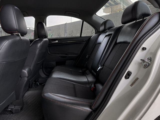 MITSUBISHI三菱 LANCER IO  第10張相片