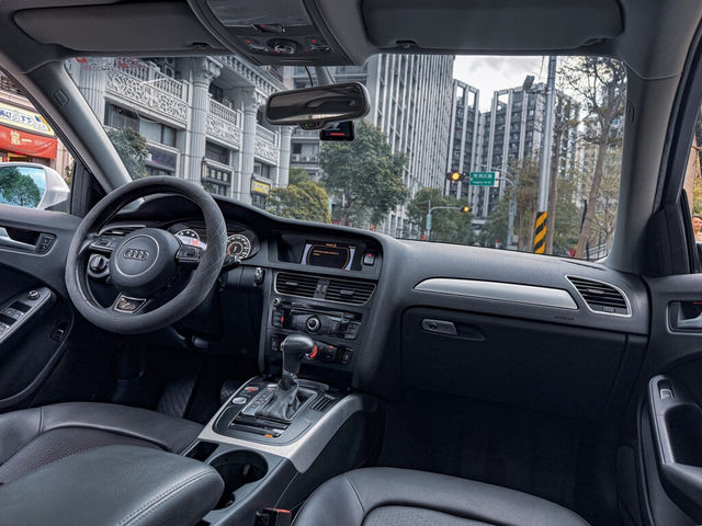 AUDI奧迪 A4  第7張相片