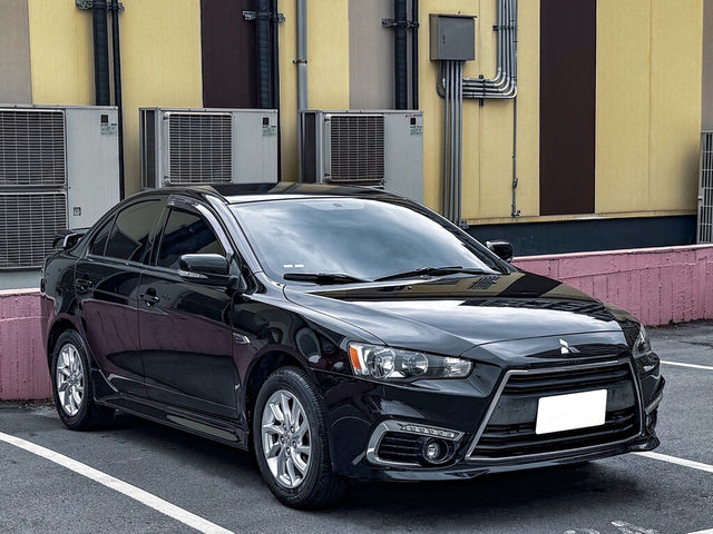 MITSUBISHI三菱 LANCER  第3張相片