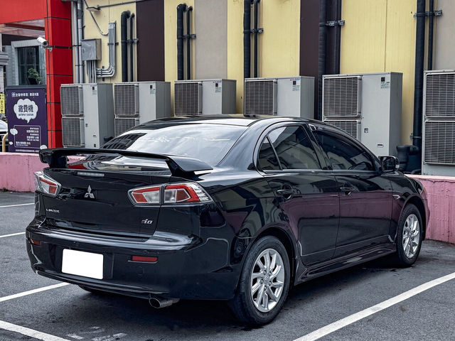 MITSUBISHI三菱 LANCER  第4張相片