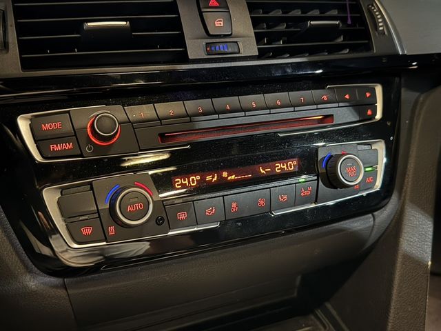 BMW寶馬 320I LCI  第10張相片