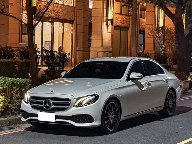 M-BENZ賓士 E200  第1張相片