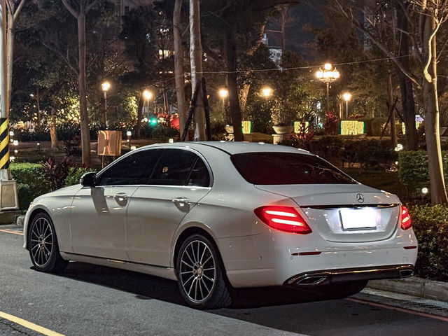 M-BENZ賓士 E200  第2張相片