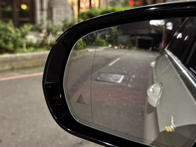 M-BENZ賓士 E200  第10張相片