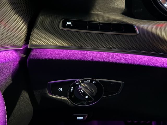 M-BENZ賓士 E200  第12張相片