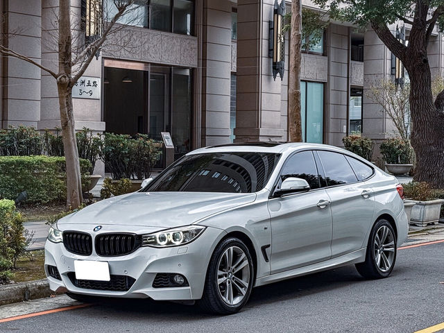 BMW寶馬 320 GT  第1張相片