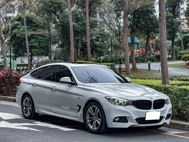 BMW寶馬 320 GT  第3張相片
