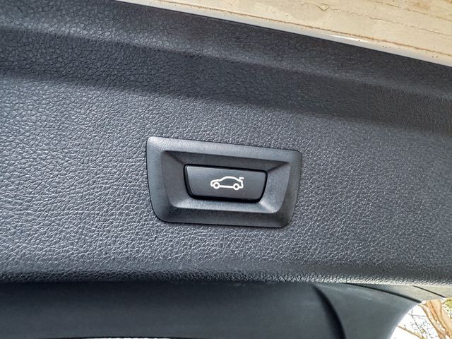 BMW寶馬 320 GT  第10張相片