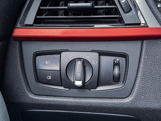 BMW寶馬 320 GT  第11張相片