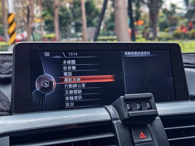 BMW寶馬 320 GT  第15張相片