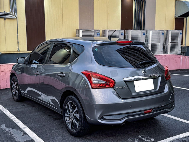 NISSAN日產 TIIDA  第2張相片