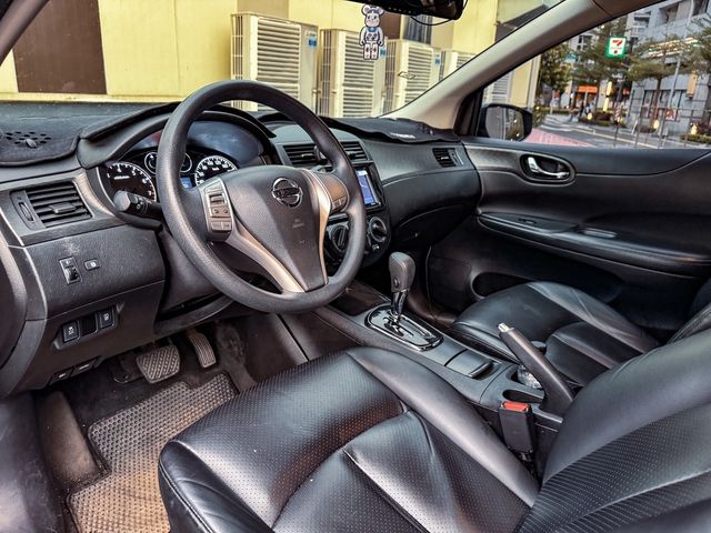 NISSAN日產 TIIDA  第6張相片
