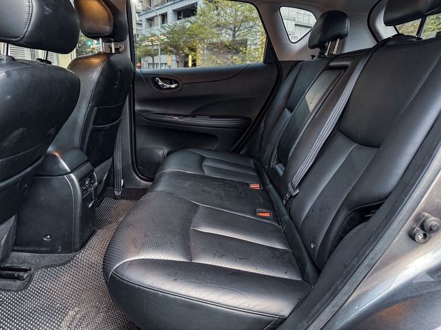 NISSAN日產 TIIDA  第8張相片