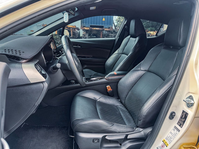 TOYOTA豐田 C-HR  第9張相片