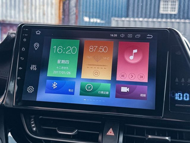 TOYOTA豐田 C-HR  第15張相片