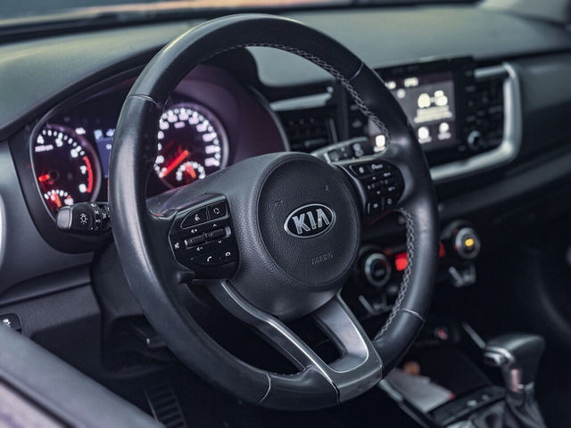 KIA起亞 STONIC  第5張相片