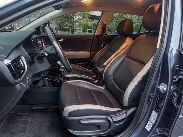 KIA起亞 STONIC  第7張相片