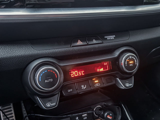 KIA起亞 STONIC  第10張相片