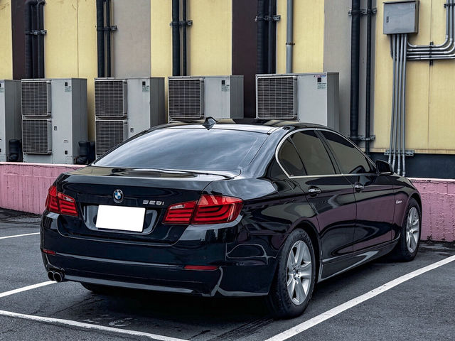 BMW寶馬 528  第4張相片