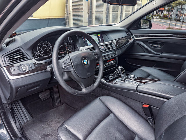 BMW寶馬 528  第6張相片