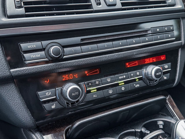 BMW寶馬 528  第12張相片