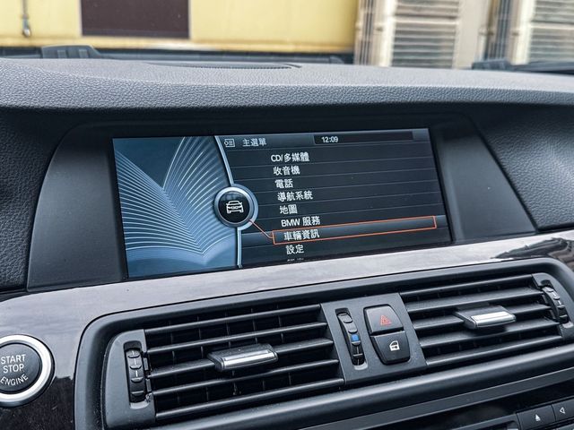 BMW寶馬 528  第13張相片