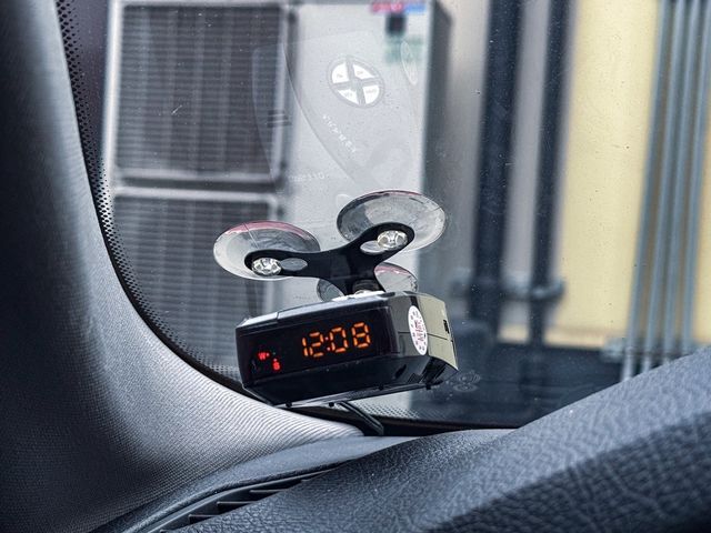 BMW寶馬 528  第15張相片