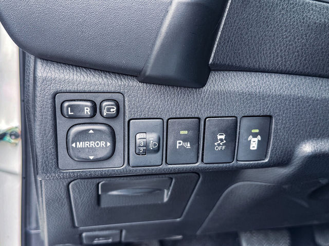 TOYOTA豐田 ALTIS  第9張相片