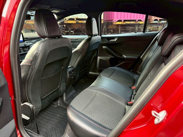 FORD福特 FOCUS  第7張相片