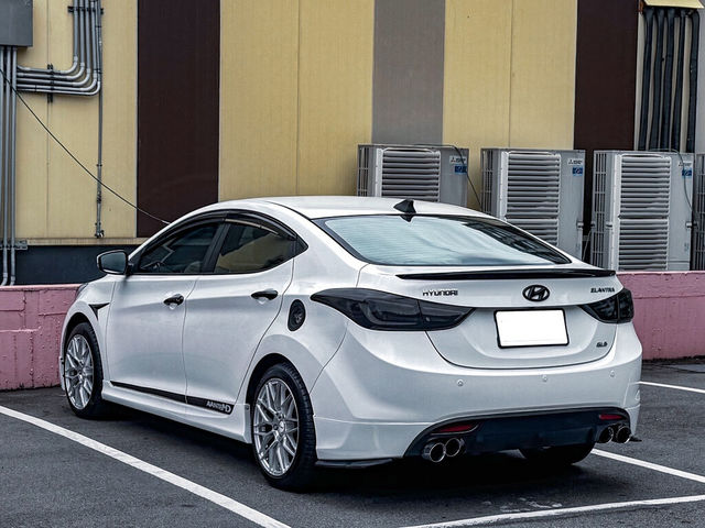 HYUNDAI現代 ELANTRA  第4張相片