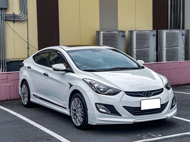 HYUNDAI現代 ELANTRA  第5張相片