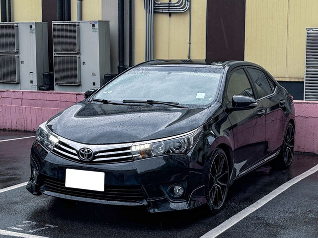TOYOTA豐田 ALTIS  第1張相片