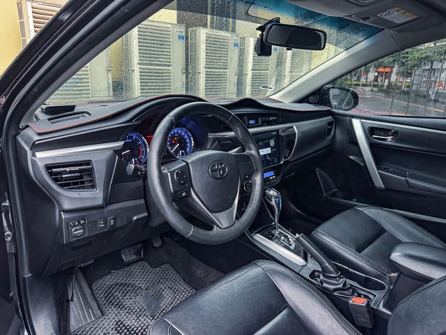 TOYOTA豐田 ALTIS  第7張相片