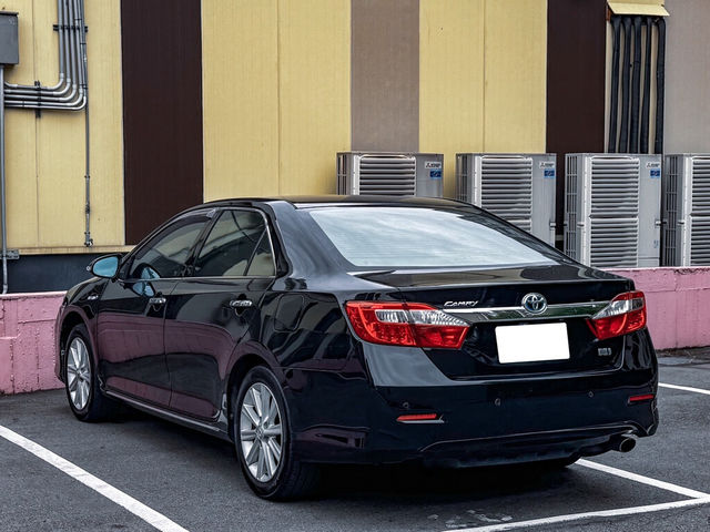 TOYOTA豐田 CAMRY HYBRID  第2張相片