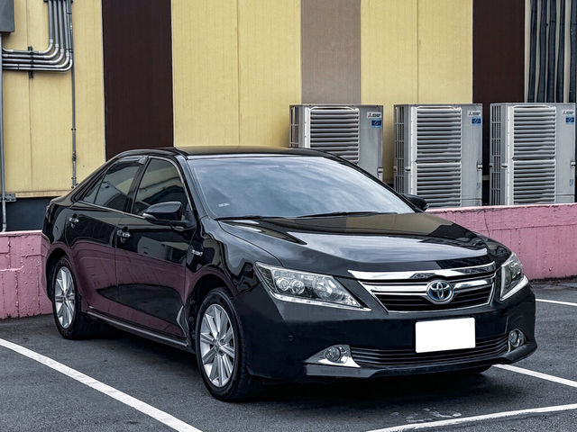 TOYOTA豐田 CAMRY HYBRID  第3張相片