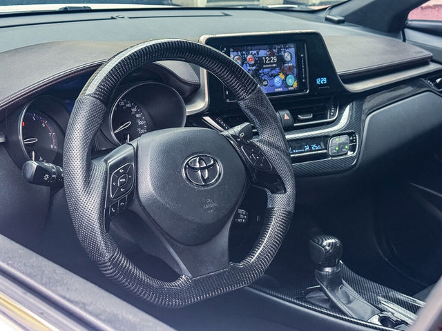 TOYOTA豐田 C-HR  第5張相片