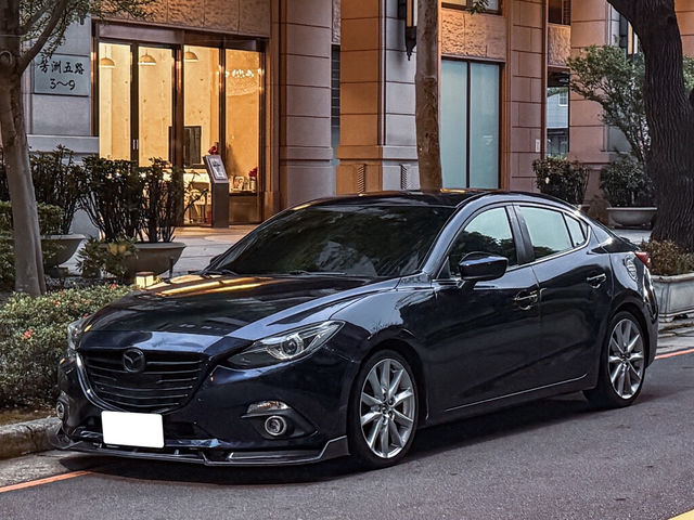 MAZDA馬自達 MAZDA 3  第1張相片